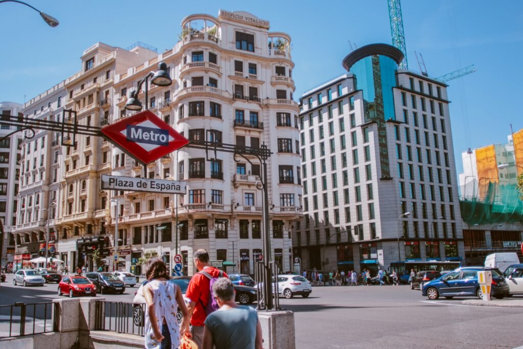 Cuánto cuesta viajar a España desde Argentina - guía de presupuesto AHUM Travel