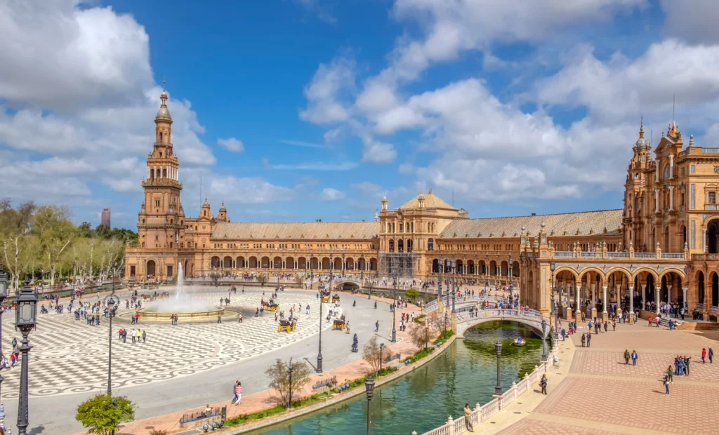 Plaza de España en Sevilla durante un itinerario por Andalucía